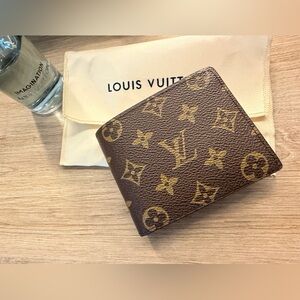 Louis Vuitton Brown and Gold Monogram Card Holder